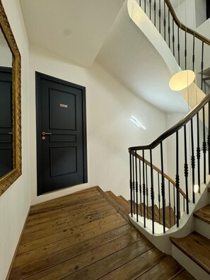 Interior - Residence VillaBelleFleur-Apartment La Pensée (Château-Ville-Vieille)