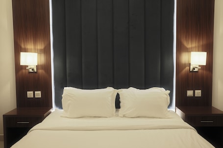 1 bedroom, soundproofing, iron/ironing board, free WiFi