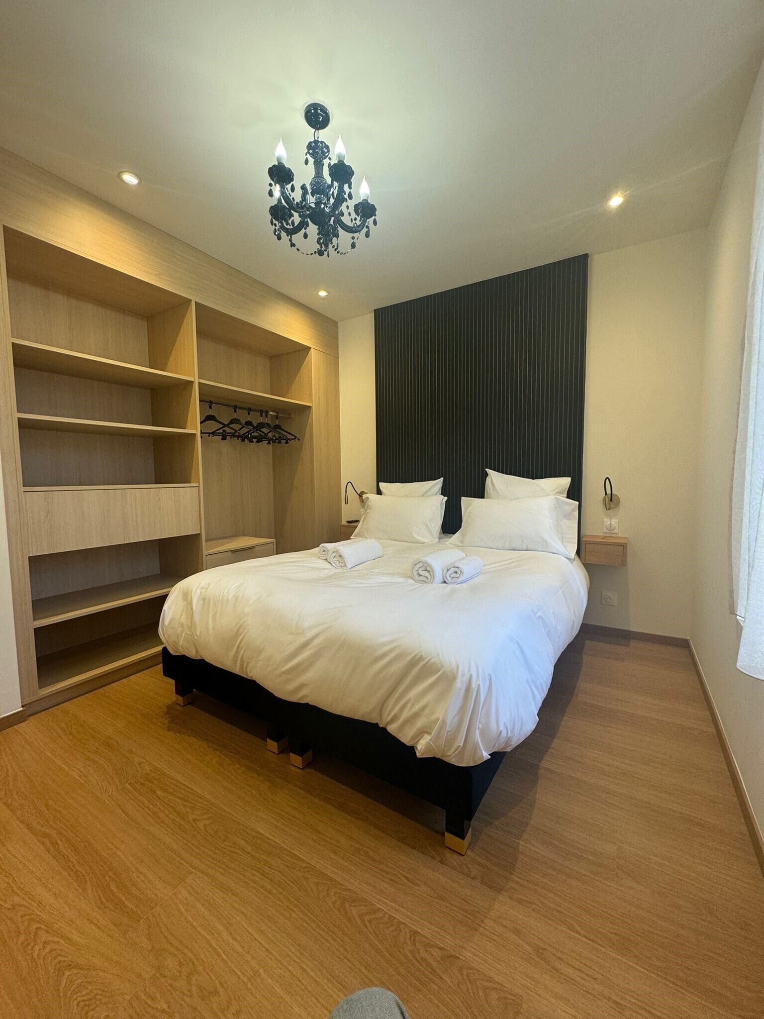 1 chambre, fer et planche à repasser, Wi-Fi, draps fournis
