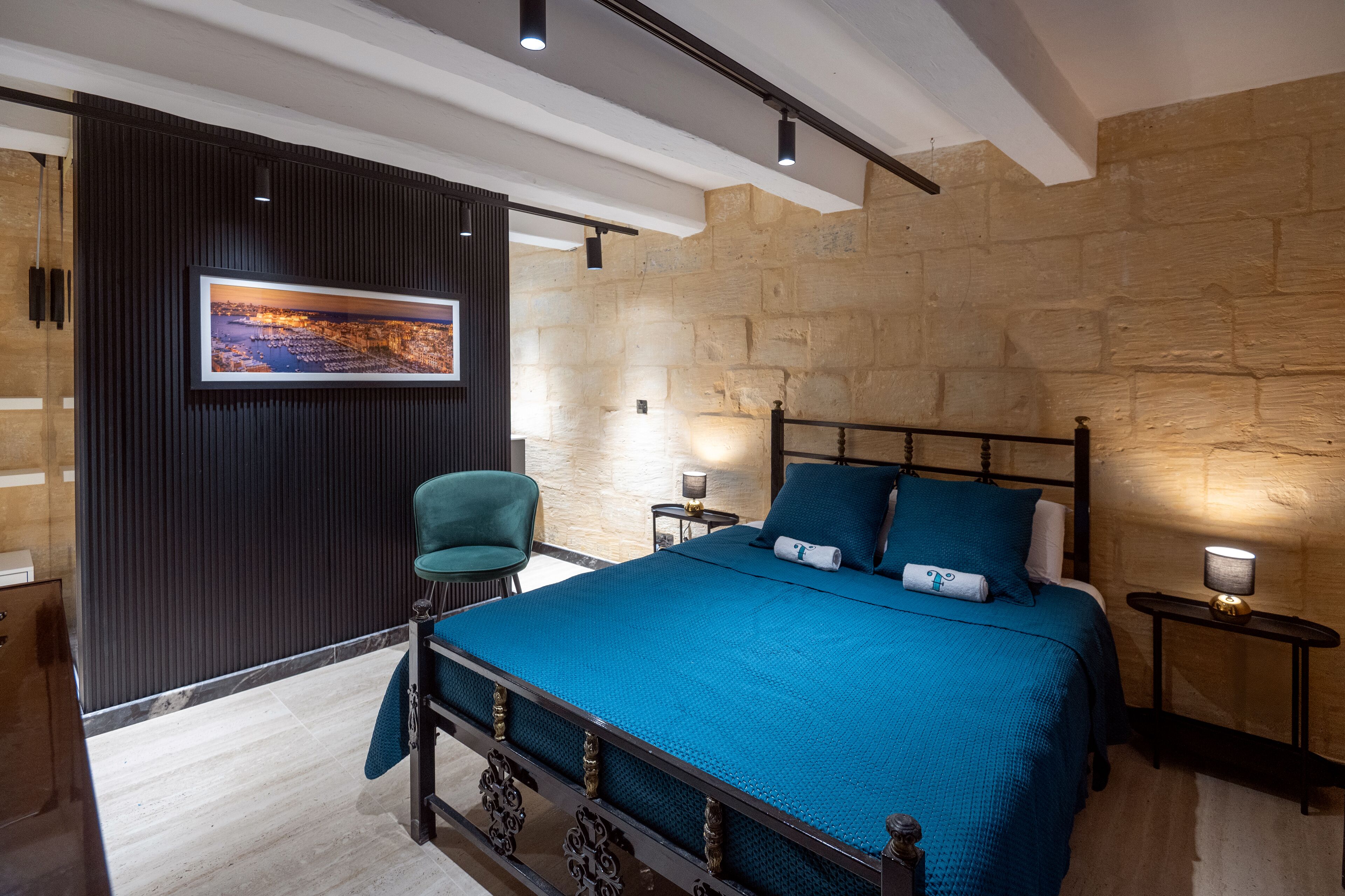 1 bedroom, soundproofing, free WiFi, bed sheets