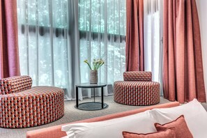 普通開放式套房 | 高級寢具、羽絨被、迷你吧、客房內保險箱