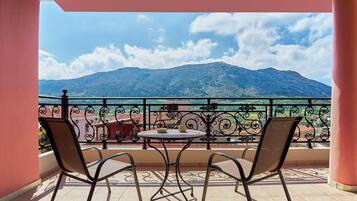 ห้องเบสิกสวีท, วิวเมือง | ลานระเบียง/นอกชาน