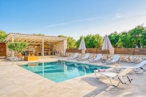 Villa (2 Bedrooms) | Front of property - Villa Astra Dio (Zakynthos)