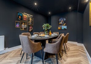 تناول الطعام