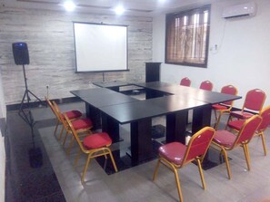 Meeting facility - The Shepherd's Hotel  (Ilorin)
