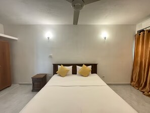 2 bedrooms, iron/ironing board, free WiFi, bed sheets - Private 2-Bedroom Entire House in Colombo | Quiet & Comfortable (Battaramulla)