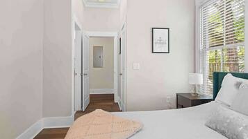 2 bedrooms, iron/ironing board, travel cot, WiFi