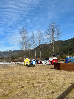 Children's play area - outdoor - Sanda Camping (Midt-Telemark)