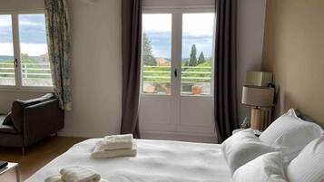 1 chambre, bureau, fer et planche Ă  repasser, Wi-Fi gratuit