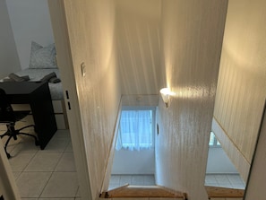 1 chambre, bureau, fer et planche à repasser, Wi-Fi