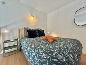 1 Schlafzimmer, Schreibtisch, Bügeleisen/Bügelbrett, WLAN