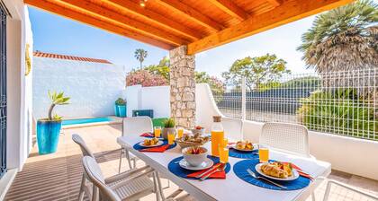 Villa With 2 Rooms and Private Pool