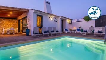 Villa | Pool | Indoor pool, outdoor pool