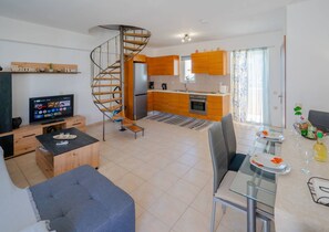 TV, offices - Gialos Breeze - 30 meters from sandy beach (Analipsi)