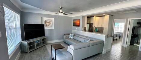 تلفزيون ذكي