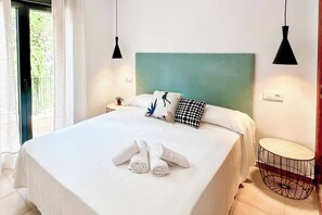 3 bedrooms, WiFi, bed sheets