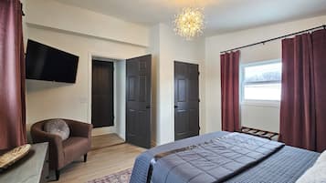 3 quartos, ferros/tábuas de passar roupa, berço de viagem