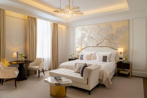 Ropa de cama de alta calidad y minibar 