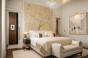 Signature Suite | Premium bedding, minibar, in-room safe, free WiFi - Corinthia Grand Hotel Du Boulevard Bucharest (Bucharest)