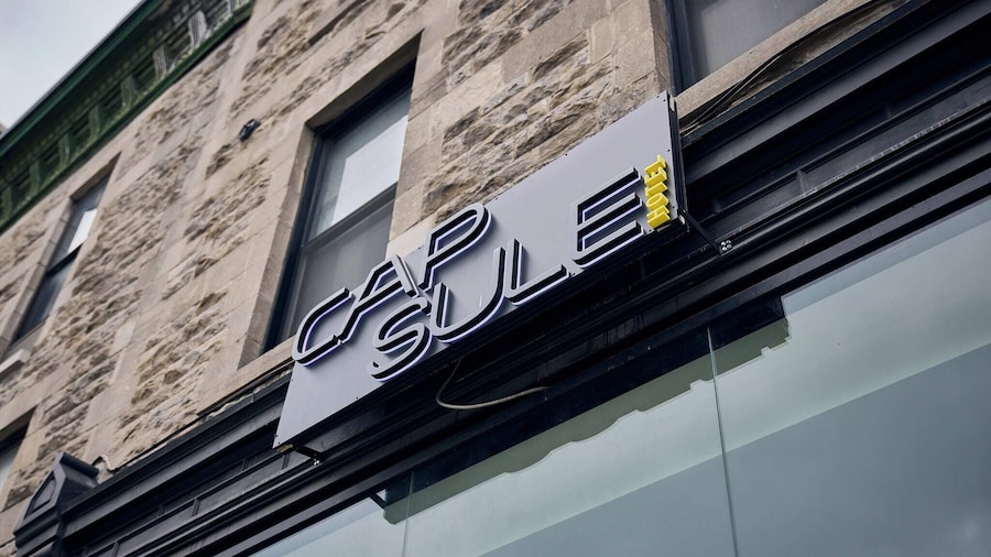 Capsule Hotel