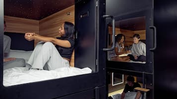 Een kluis op de kamer, gratis wifi, beddengoed