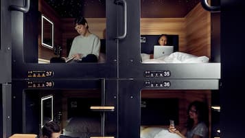 In-room safe, free WiFi, bed sheets