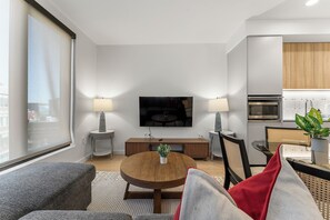 Smart TV - Luxury 1BR Next to Broadway Southie 9331 (Boston)