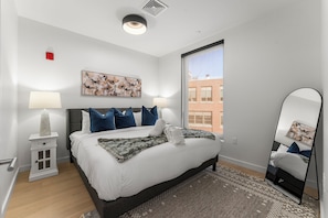 1 bedroom, iron/ironing board, internet, bed sheets