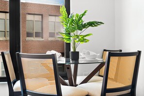 Dining - Luxury 1BR Next to Broadway f2f6 (Boston)