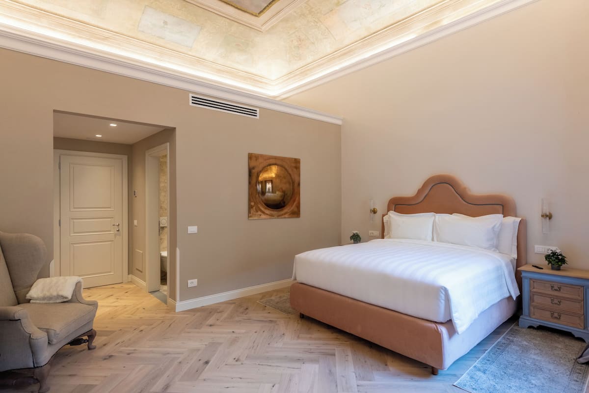 Superior Apartment, 2 Bedrooms, City View