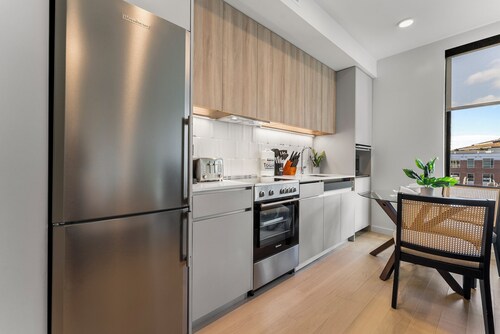 Luxury Studio Next to Broadway 3209