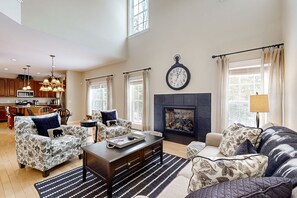 TV, fireplace, DVD player
