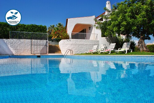 Villa Kailua in Albufeira With Heated Pool