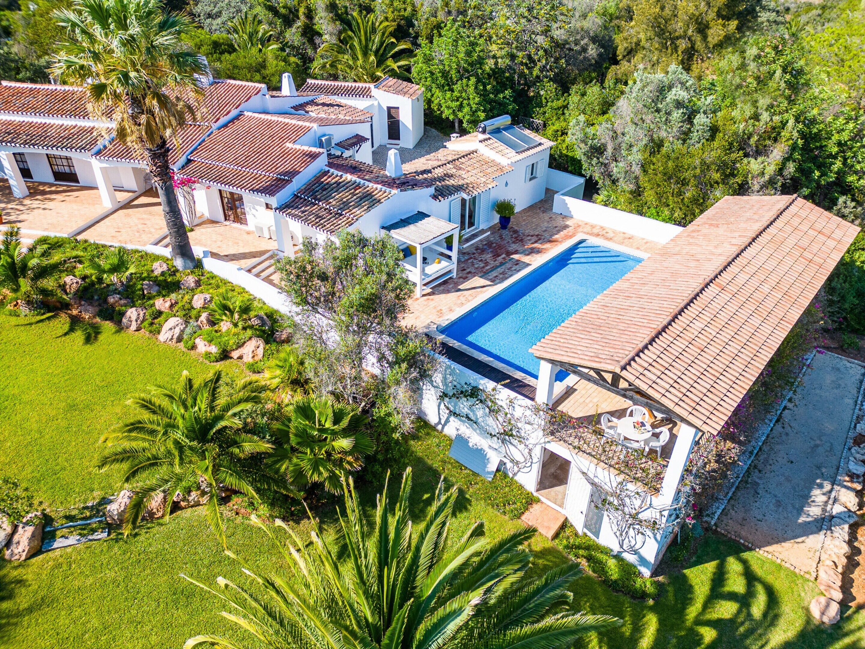 Villa | Exterior