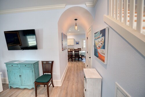 Village Accomodations - 2 Bedroom Duplex