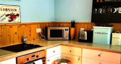 Spacious and airy, to be refurbished over winter