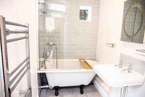 Hair dryer - Beulah, stunning sea views (Dartmouth)