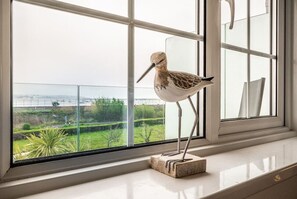 Interior - Waterside retreat with estuary views and balcony (Cockwood)