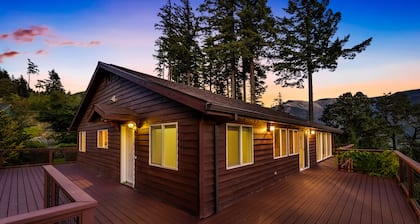 Luxurious home with breathtaking views of the Columbia River