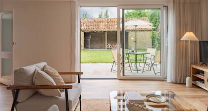 The Old Barn, Sandwich