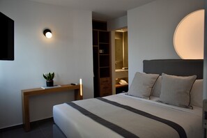 Junior Villa, Private Pool, Sea View | Minibar, in-room safe, soundproofing, iron/ironing board - NORTHIA LUXURY VILLAS  (Oia)