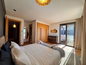 2 bedrooms, iron/ironing board, WiFi, bed sheets - Amazing Duplex Front Beach and Mosque Hassan 2 (Casablanca)