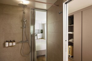 Free toiletries, hair dryer, bathrobes, slippers