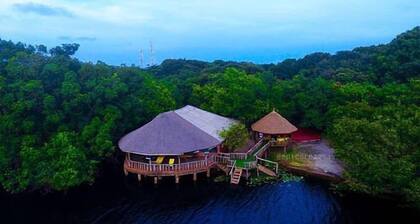 La Campagne Tropicana Beach Resort