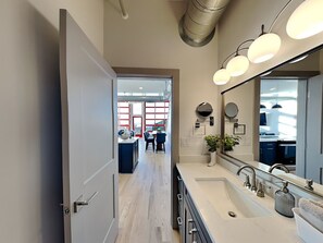 Interior - Downtown Penthouse Loft - 2.5 Blocks from Broadway! Private Rooftop Deck! (Nashville)