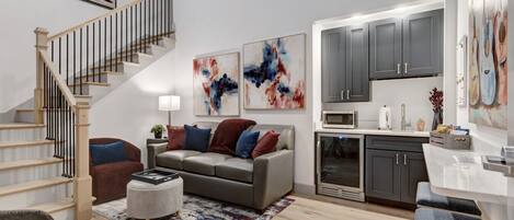 智能電視、書籍、音響