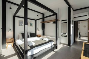 Iron/ironing board, free WiFi