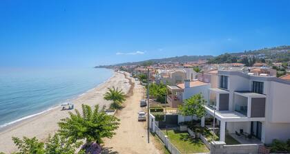 Cavo Blue Coastal Living Chalkidiki