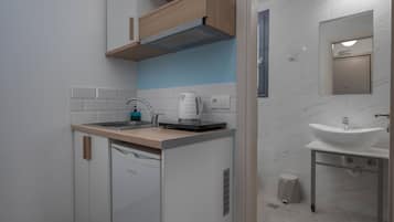 Duplex Suite | 私人厨房 | 迷你冰箱、炉灶、厨具/餐具