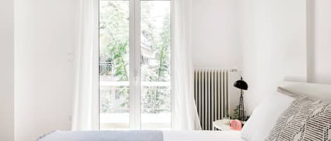1 bedroom, iron/ironing board